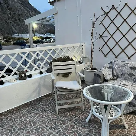 Zolfo Antico Apartamento Perissa (Santorini)