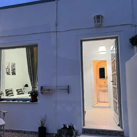 Zolfo Antico * Perissa (Santorini)