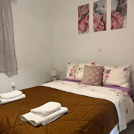 Zolfo Antico Apartamento *